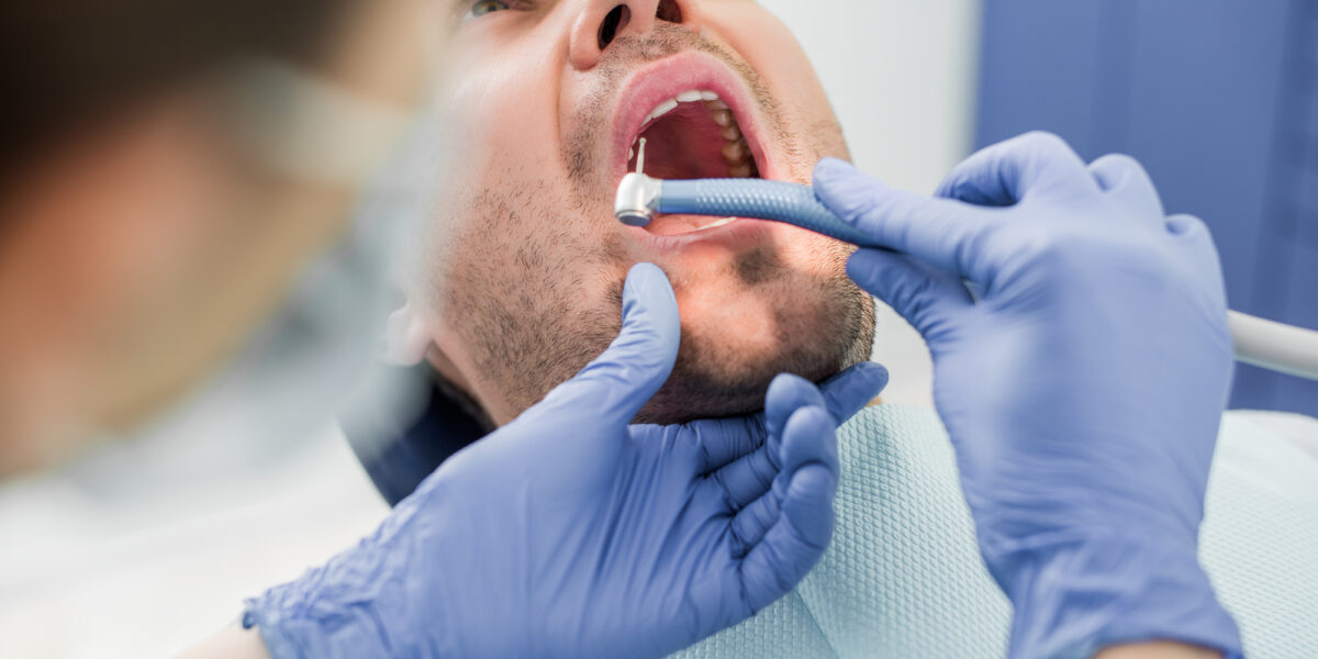 What To Know And Expect When Having Tooth Extraction In Brampton And Caledon