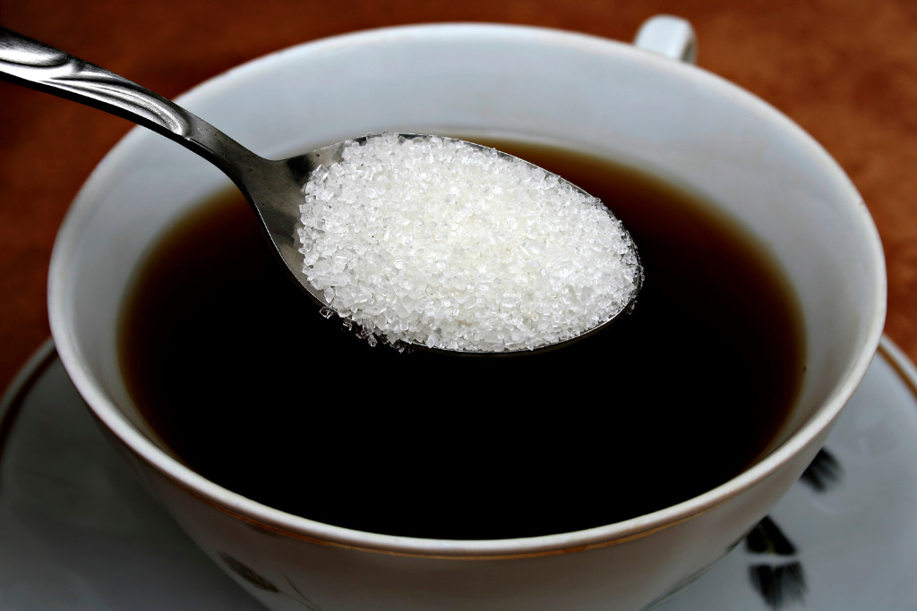 Coffee and tea with sugar